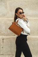 Bolso Luna Looks en ante y piel Togo color cuero - Elegancia atemporal