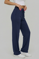 Pantalón clásico – en azul oscuro, gris y negro elegante